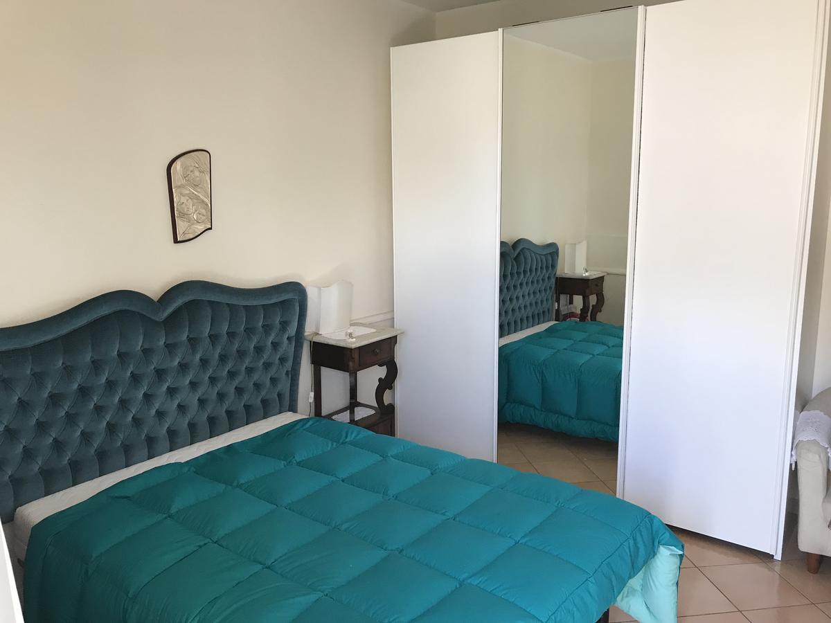 Pompei Deluxe Apartment Formia Buitenkant foto